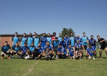 Futebol solidário arrecadou mais de 70 brinquedos e 350kg de alimentos