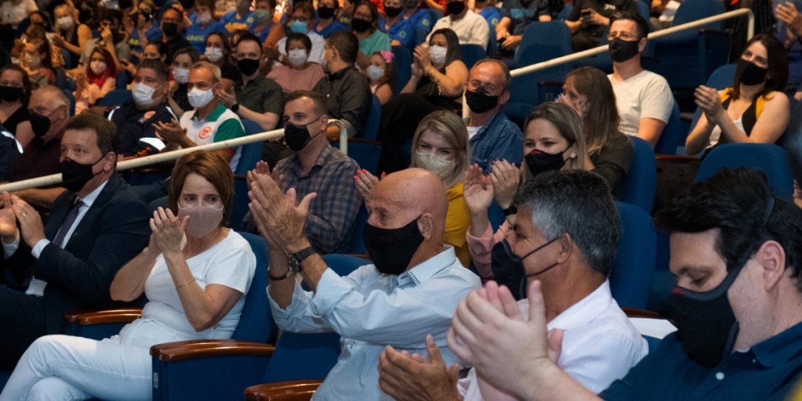 Noite dos Campeões 2021 homenageia profissionais da saúde 1 Noite dos Campeões 2021 homenageia profissionais da saúde