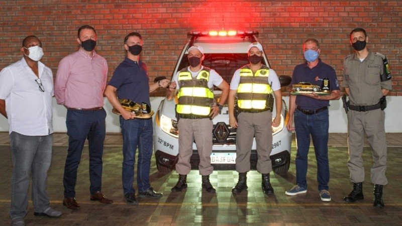 Brigada Militar de Campo Bom oficializa entrega de viatura 1 Brigada Militar de Campo Bom oficializa entrega de viatura