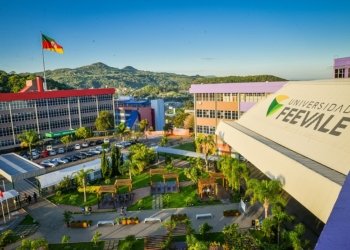 Universidade Feevale oferta 369 bolsas integrais do Prouni 5 Feevale oferece bolsas em cursos de mestrado e doutorado para públicos vulneráveis