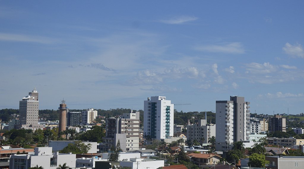 Aniversário de Campo Bom é tema de edição especial há 35 anos 1 Aniversário de Campo Bom é tema de edição especial há 35 anos