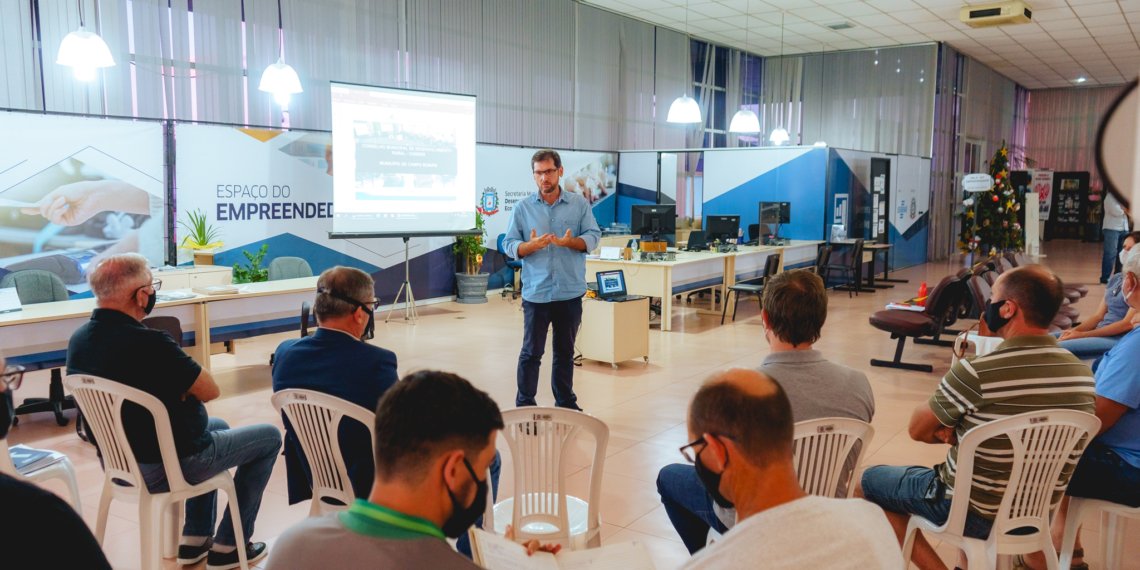 Comder se reúne para debater novo Plano Municipal de Desenvolvimento Rural (PMDR) de Campo Bom 1 Comder se reúne para debater novo Plano Municipal de Desenvolvimento Rural (PMDR) de Campo Bom