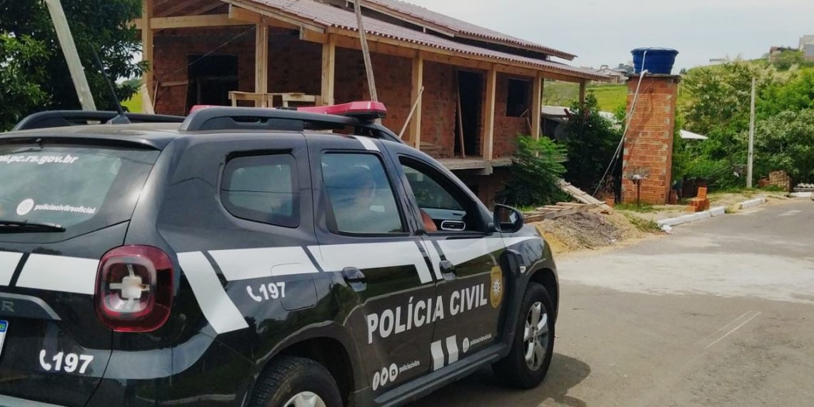 Policia Civil realizou prisão no Jardim do Sol 1 Policia Civil realizou prisão no Jardim do Sol