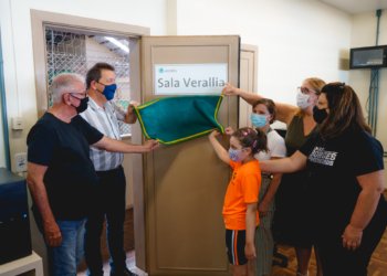 Emef Borges de Medeiros inaugura Sala Verallia de informática 2 Emef Borges de Medeiros inaugura Sala Verallia de informática