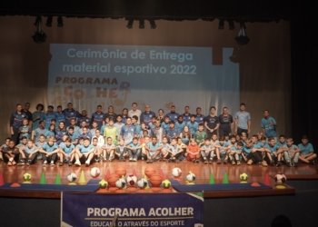 Prefeitura entrega novos uniformes para o Programa Acolher 6 Prefeitura entrega novos uniformes para o Programa Acolher