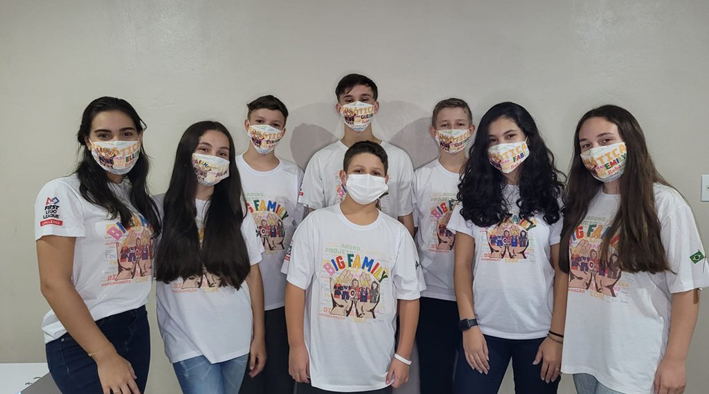 Equipe de robótica Big Family embarca para São Paulo 1 Equipe campo-bonense se classifica para etapa nacional do Torneio de Robótica