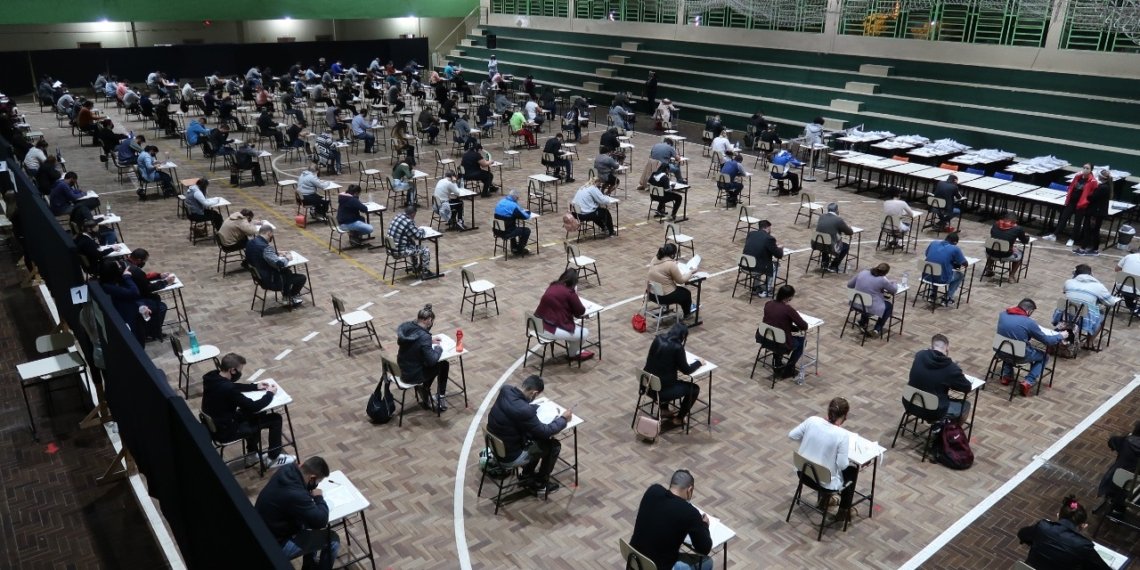 Senhas de inscrição para exames supletivos de Ensino Médio em Campo Bom serão entregues no dia 25