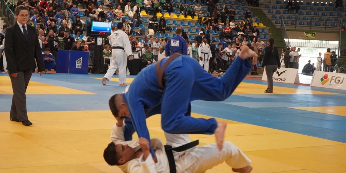 Circuito Estadual de Judô reúne mais de 750 competidores em Campo Bom