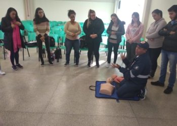 Projeto Escola Segura repassa noções de primeiros socorros para profissionais da educação 7 Projeto Escola Segura repassa noções de primeiros socorros para profissionais da educação