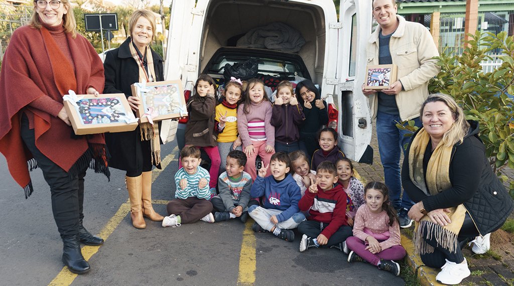 Emei Tico-Tico arrecadou mais de 400 peças na campanha do agasalho 1 Emei Tico-Tico arrecadou mais de 400 peças na campanha do agasalho