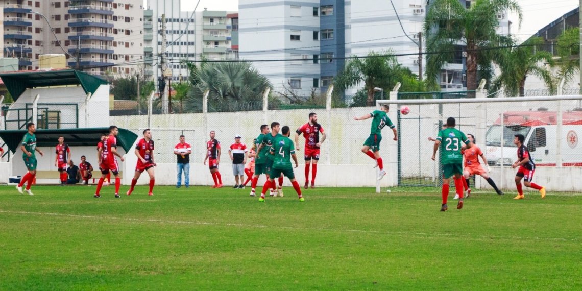 Domingo tem estreia do Municipal de Futebol Interbairros 1 União e Treze são os primeiros finalistas do Campeonato Municipal de Futebol