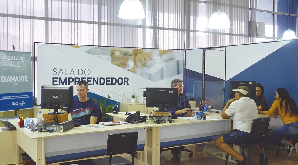 Sala do Empreendedor: facilitando a vida de quem quer ter o próprio negócio