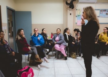 Prefeitura oferece curso de Libras a professores da rede municipal 8 Prefeitura oferece curso de Libras a professores da rede municipal