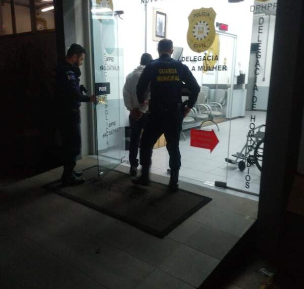 Guarda Municipal efetua prisão de foragido no Hospital Lauro Reus  1 Guarda Municipal efetua prisão de foragido no Hospital Lauro Reus