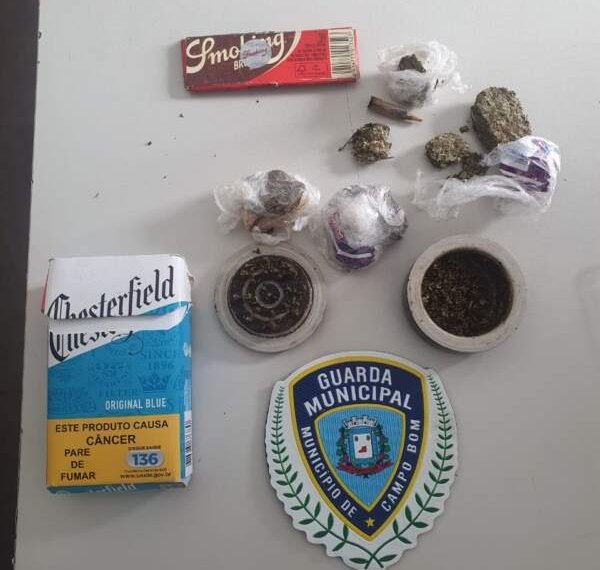 Guarda Municipal realiza prisão próximo ao Ginásio do CEI 1 Guarda Municipal realiza prisão próximo ao Ginásio do CEI