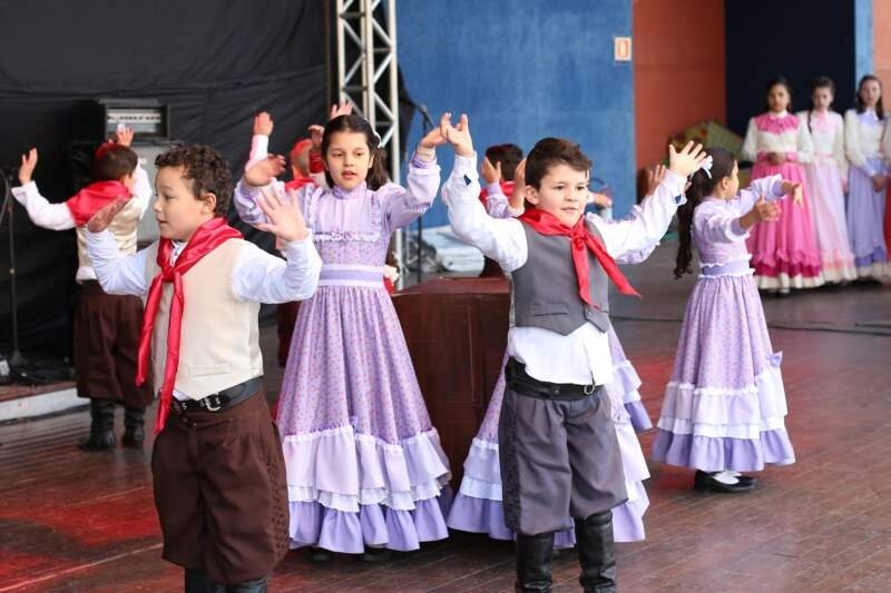 <strong>Nesta sexta-feira tem Sarau Escolar no CTG M’Bororé</strong> 1 Nesta sexta-feira tem Sarau Escolar no CTG M’Bororé