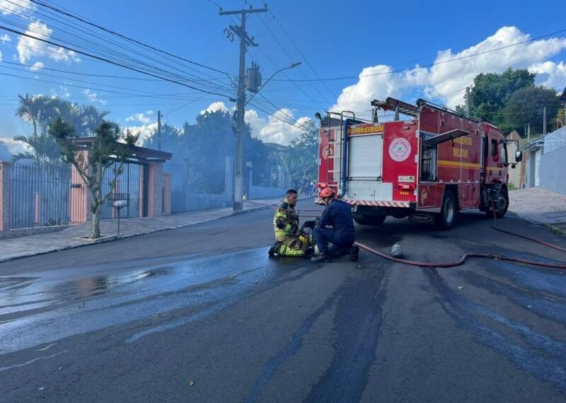 Família perde tudo em incêndio e precisa da sua ajuda 1 Família perde tudo em incêndio e precisa da sua ajuda