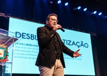 Prefeito Luciano Orsi vai à Barcelona para participar de congresso sobre o futuro das cidades no mundo