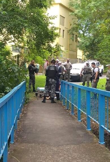 Brigada Militar persegue dupla que resulta em uma prisão e um homem baleado