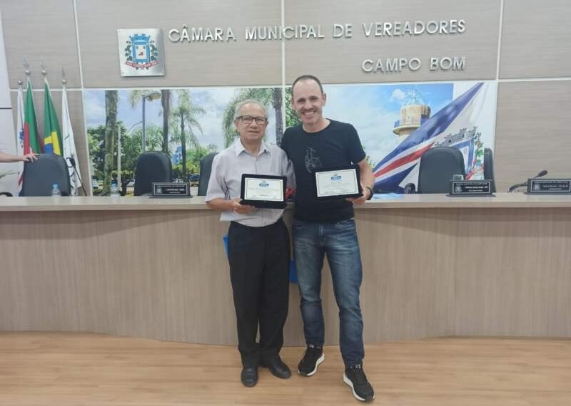 Emoção e reconhecimento são destaques em sessão com homenagem para ex-prefeito e atleta