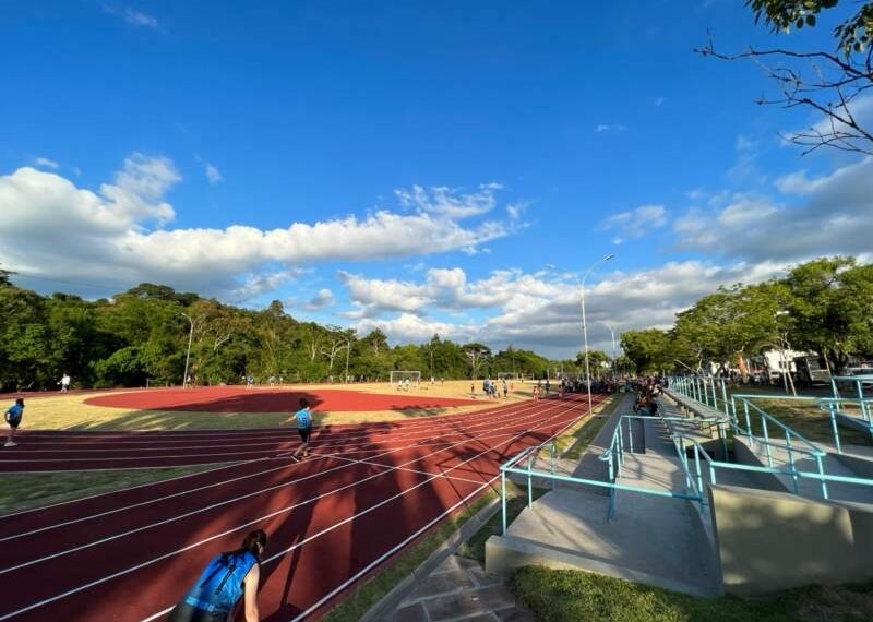Prefeitura reinaugura pista de atletismo do Parcão 1 Prefeitura reinaugura pista de atletismo do Parcão