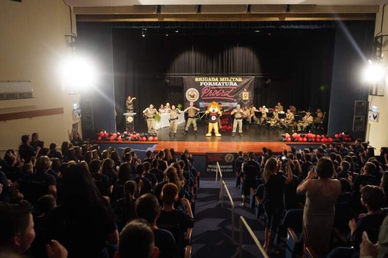 <strong>Campo Bom forma mais de 350 alunos no Proerd</strong> 1 Campo Bom forma mais de 350 alunos no Proerd