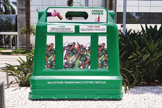 Verallia instala pontos de coleta de vidro para reciclagem em praias do Rio Grande do Sul