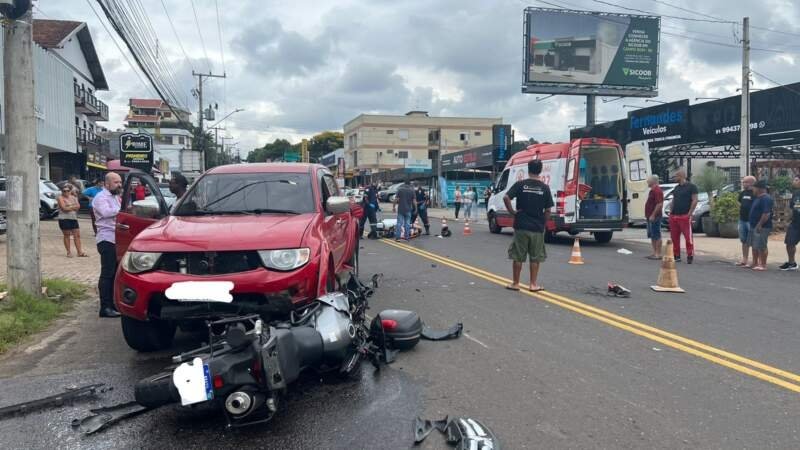 Motociclista tem uma das pernas decepadas em acidente