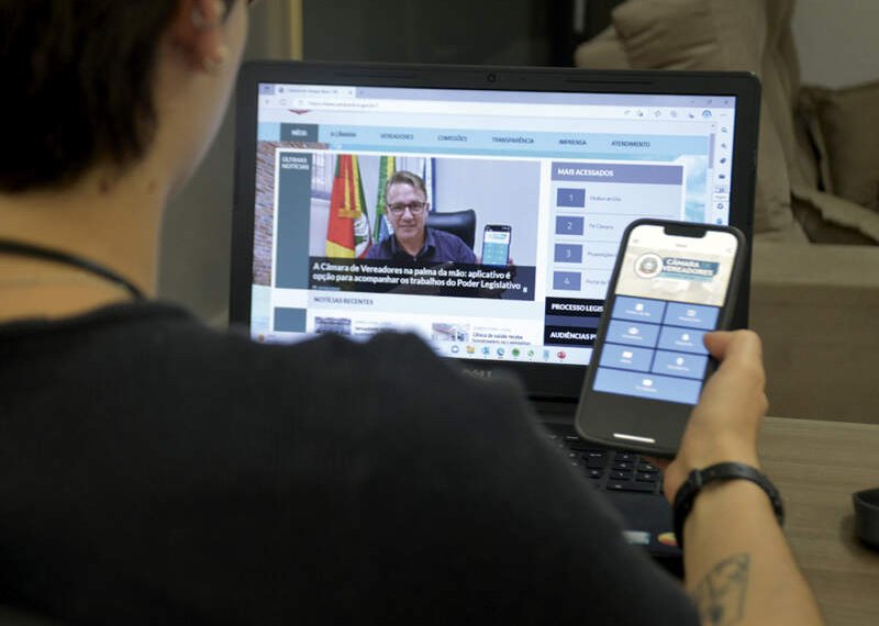 Câmara de Vereadores na palma da mão