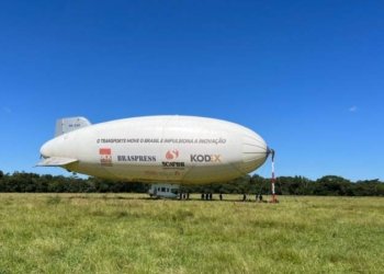Dirigível pousa no bairro Barrinha e estará no município até amanhã