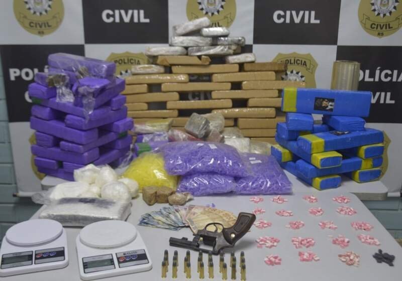 Polícia Civil apreende equivalente a R$ 200 mil em drogas 1 Polícia Civil apreende equivalente a R$ 200 mil em drogas