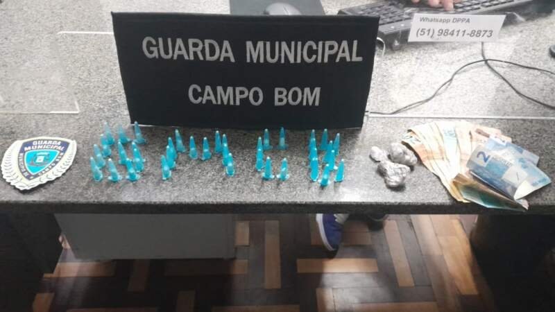 Guarda Municipal realiza prisão por tráfico de entorpecentes 1 Guarda Municipal realiza prisão por tráfico de entorpecentes