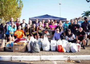 3ª Corrida Contra o Frio reúne solidariedade no Largo Irmãos Vetter
