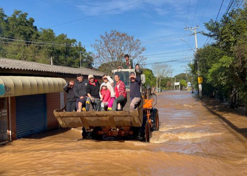 Mais de 300 moradores precisaram deixar suas casas na enchente histórica que atingiu Campo Bom