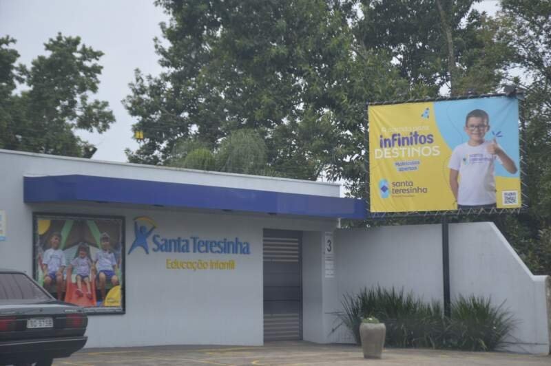 “Perder um aluno é como perder um filho. Sabemos que fizemos tudo o que tínhamos que ter feito”, disse a diretora do Colégio Santa Teresinha 1 “Perder um aluno é como perder um filho. Sabemos que fizemos tudo o que tínhamos que ter feito”, disse a diretora do Colégio Santa Teresinha