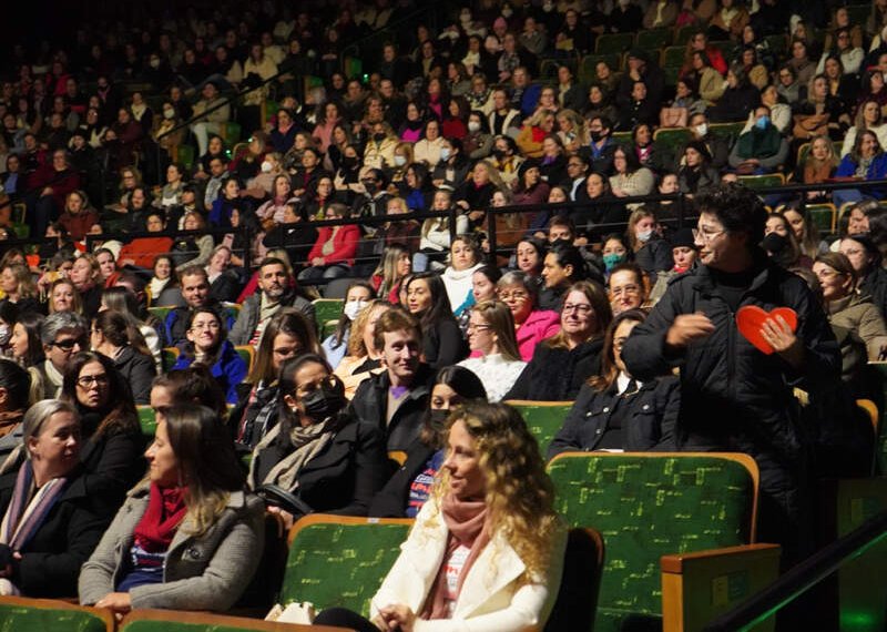 Seminário de Educação deve reunir cerca de 1300 educadores neste sábado 1 Seminário de Educação deve reunir cerca de 1300 educadores neste sábado