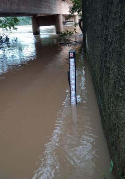 Rio dos Sinos transborda e água já atinge ruas das localidades ribeirinhas 1 Rio dos Sinos transborda e água já atinge ruas das localidades ribeirinhas