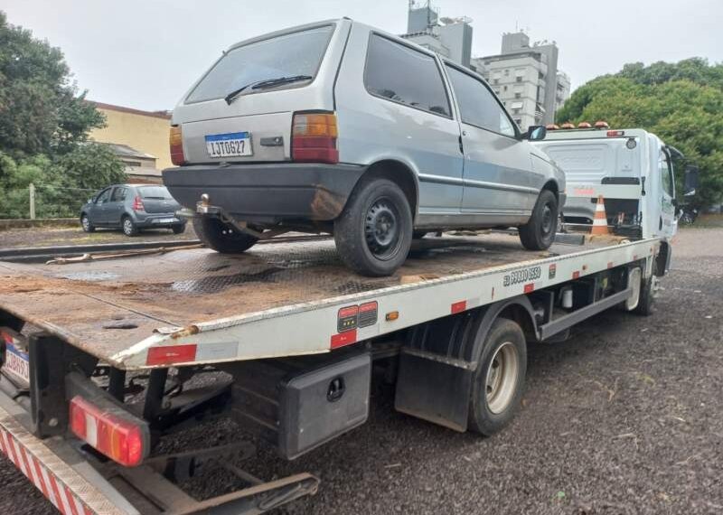 Motorista com carro roubado é preso em flagrante 1 Motorista com carro roubado é preso em flagrante