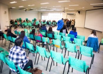 Professores da rede municipal participam do 3º Encontro da Diversidade