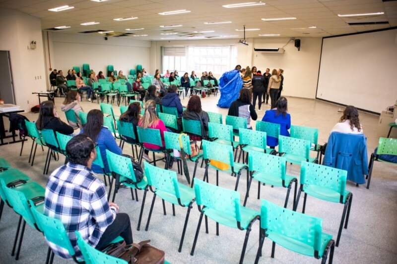 Professores da rede municipal participam do 3º Encontro da Diversidade 1 Professores da rede municipal participam do 3º Encontro da Diversidade