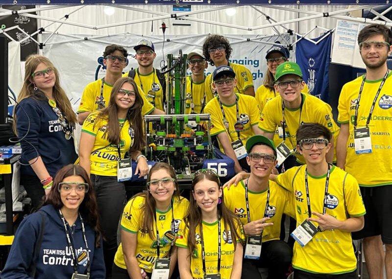 Equipe brilha em competição de robótica patrocinada pela NASA e conquista prêmio internacional 1 Equipe brilha em competição de robótica patrocinada pela NASA e conquista prêmio internacional