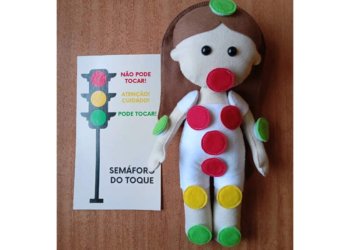 Artesãs campo-bonenses criam bonecas que auxiliam no combate ao abuso infantil