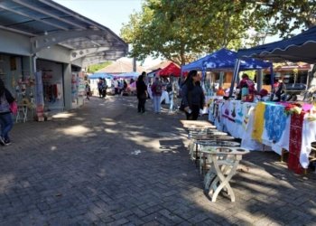 Sábado tem Feira de Artesanato, Flores e Plantas no Largo para o Dia dos Pais