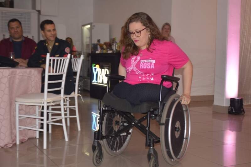 Liga Feminina de Combate ao Câncer divulga novas camisetas