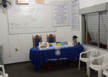 Alcoólicos Anônimos: um farol de esperança nas águas turbulentas do alcoolismo