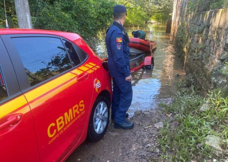 No Rio dos Sinos, bombeiros buscam homem desaparecido em Campo Bom 1 No Rio dos Sinos, bombeiros buscam homem desaparecido em Campo Bom