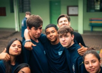 Mais de 40 alunos da rede municipal são aprovados na Liberato e IFSUL