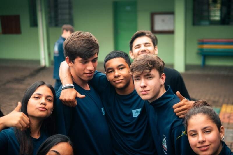 Mais de 40 alunos da rede municipal são aprovados na Liberato e IFSUL