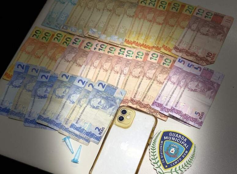 Menor é detido pela segunda vez por tráfico de drogas no bairro Rio Branco 1 Menor é detido pela segunda vez por tráfico de drogas no bairro Rio Branco