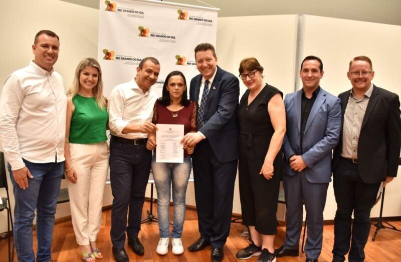 Prefeitura e Governo do RS vão investir mais de R$ 15 milhões no Loteamento Vida Nova 1 Prefeitura e Governo do RS vão investir mais de R$ 15 milhões no Loteamento Vida Nova